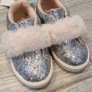 New Oshkosh sneakers 8 toddler